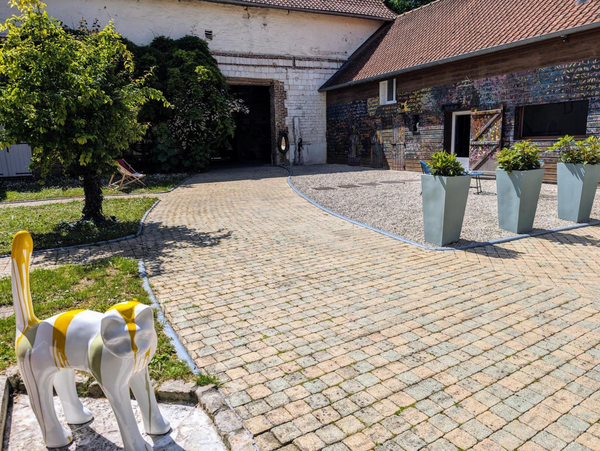 Le Relais Du Beffroi & Spa Saint-Riquier Exterior photo